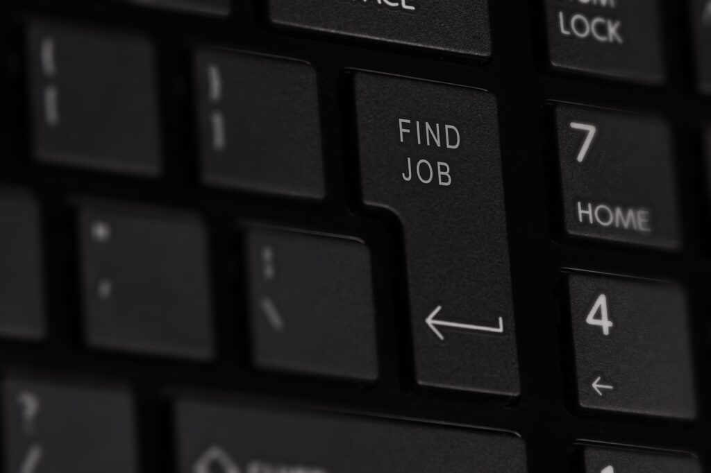 keyboard, button, key-417090.jpg. Blog graphic for blog post How To Find A JOB--Part 1 for awomansoutlook.com